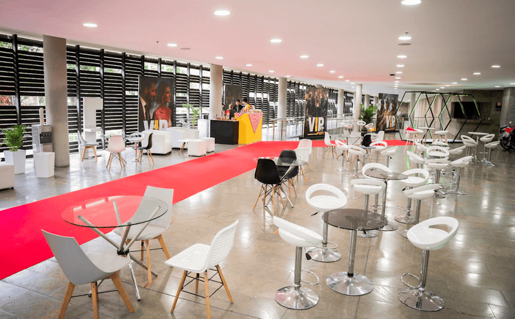 VIP Room F2R